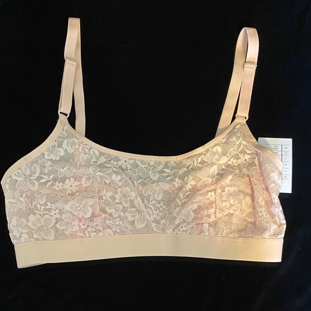 Auden, Lace Bralette in Soft Pink